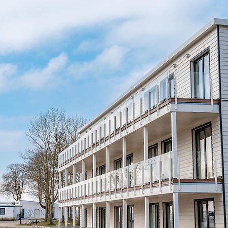 Hotel Marina Martinshafen - Lotsenhaus Neuhof  Exteriér fotografie